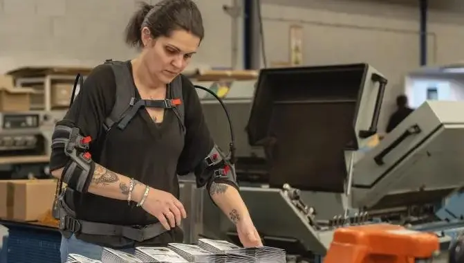 Employée dans une imprimerie